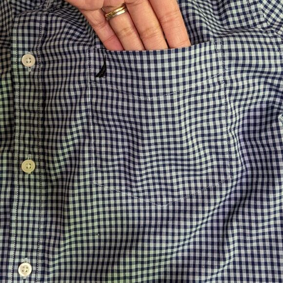 Nautica Checkered Collar Button Down Shirt Classic Fit Size XL - Picture 3 of 7